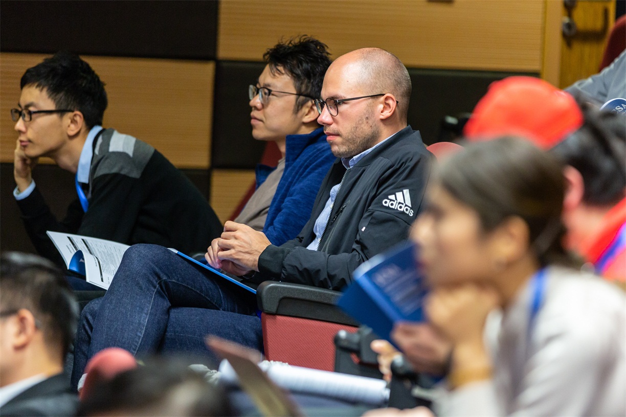 在职博士学位与PHD哲学博士学衔