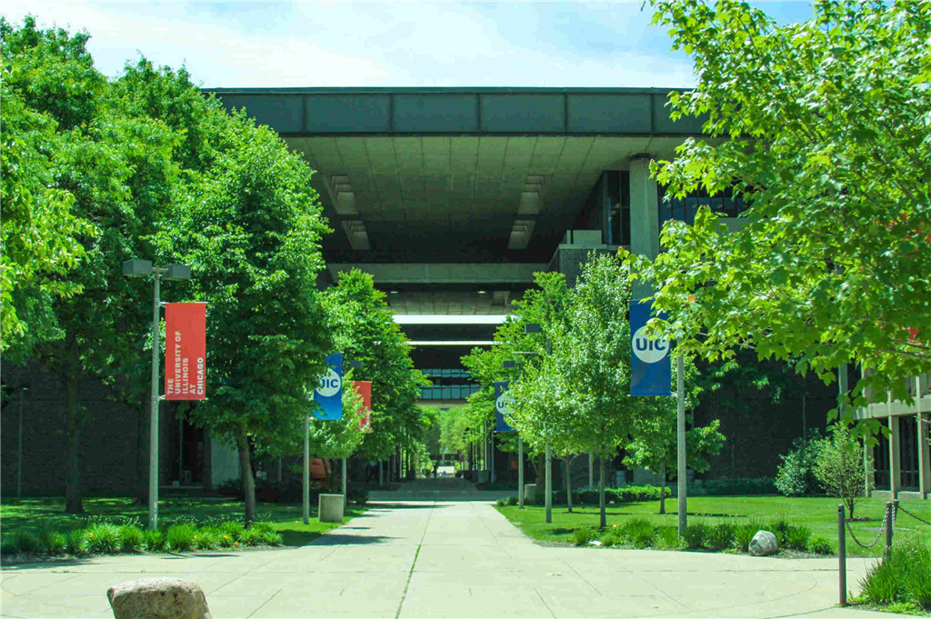 美国一年制留学MBA-UIC