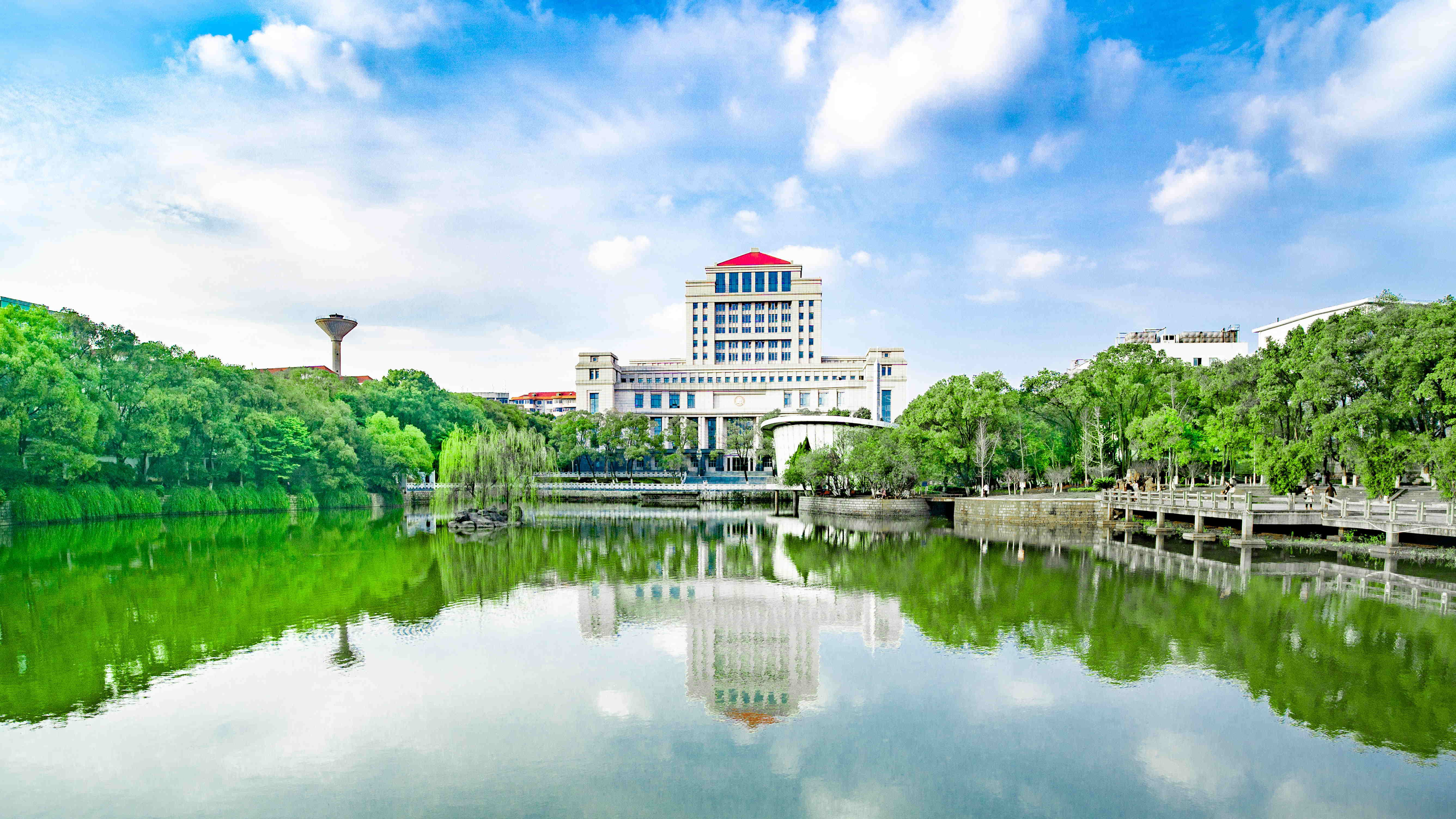 对外经济贸易大学